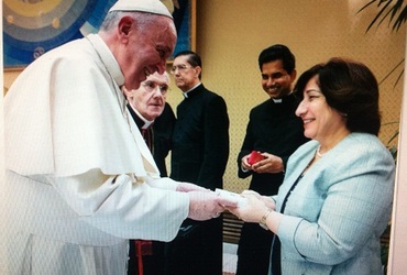 السيدة باسكال وردا مع البابا فرنسيس