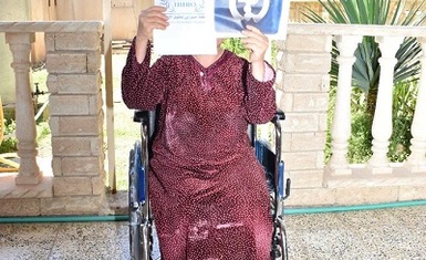 فريق ميداني تشرف عليه السيدة باسكال وردا يتولى مساعدة  مواطنين من اصحاب الحاجات الخاصة في محافظة نينوى.