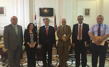 	مستشاريه المصالحة في مجلس الوزراء تستضف فريق المبادرة لتحقيق الاستقرار الوطني من اجتماع عقد لهذا الغرض 