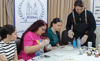 منظمة حمورابي لحقوق الإنسان تختتم ورشة تدريبية لفن الريزن لدعم عشر شابات بمهارات وفرص عمل جديدة