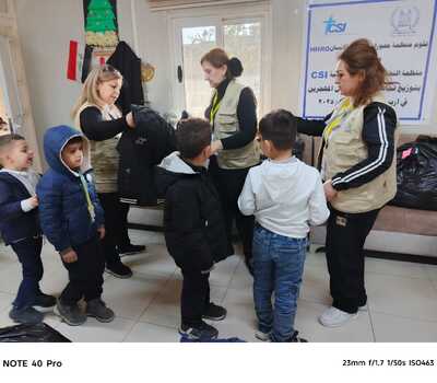 منظمة حمورابي لحقوق الإنسان ترسم البسمة على وجوه أطفال المهجرين في أربيل مع اقتراب عيد الميلاد المجيد