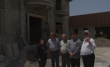 وفد مركزية مسيحيي المشرق مع السيدة باسكال وردا يزور الجانب الايمن من مدينة الموصل ويتفقد عدد من الكنائس