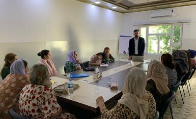 بعد إنجاز ما يقارب ٤٠٠ قضية وتوسيع الخدمات القانونية ورفع الوعي المجتمعي القانوني خلال العام الماضي.. منظمة حمورابي تقرر تمديد فترة أعمال مركز سنجار للخدمات القانونية لسنة إضافية أخرى