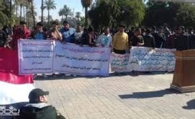 منظمة حمورابي لحقوق الانسان تجوب مقر المعتصمين في ساحة التحرير للتعرف عن قضيتهم