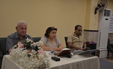 السيدة باسكال وردا تبدا سلسلة محاضرات عن العمل التطوعي بوصفه رافعا للنهوض بالاوطان محاضرة للسيدة وردا على قاعة القيثارة في بغديدا بحضورمثقفين واصحاب الاعمال من سكان مدينة بغديدا .
