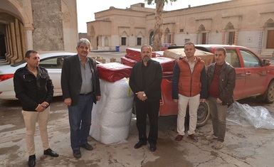 منظمة حمورابي لحقوق الانسان تزود دير مار بهنام بثمانين بطانية ووسادة وافرشة بدعم من منظمة التضامن المسيحي الدولية CSI