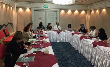 السيدة أخلاص كامل بهنام عضو مجلس إدارة منظمة حمورابي لحقوق الانسان تشارك في لقاء تشاوري من اجل تمكين المرأة في تعزيز حقوقها السياسية والاقتصادية والاجتماعية