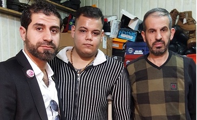 منظمة حمورابي لحقوق الانسان تسعف صاحب الحاجة الخاصة خالد صبري جرجيس بعمل حذاء طبي له.